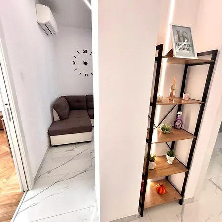 Apartment Harme's House Undici